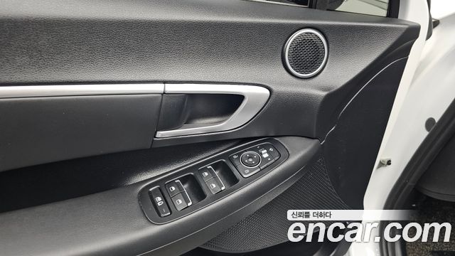 Hyundai Sonata 2021 — photo 22