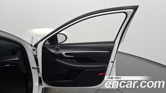 Hyundai Sonata 2021 — photo 14