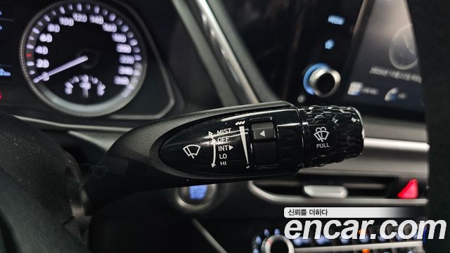 Hyundai Sonata 2021 — photo 31