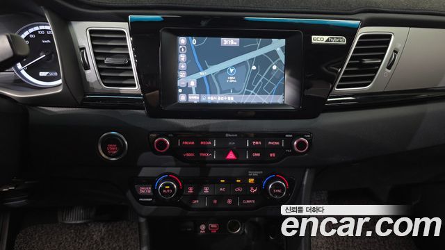 Kia Niro 2017 — photo 19