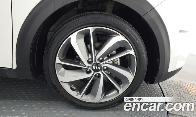 Kia Niro 2017 — photo 7