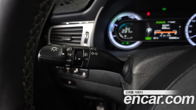 Kia Niro 2017 — photo 30