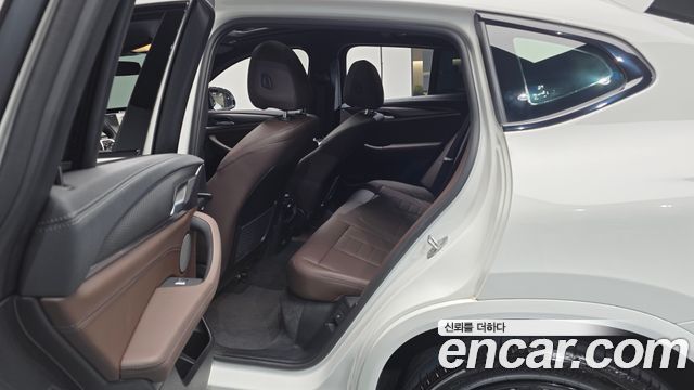BMW X4 2025 — photo 11