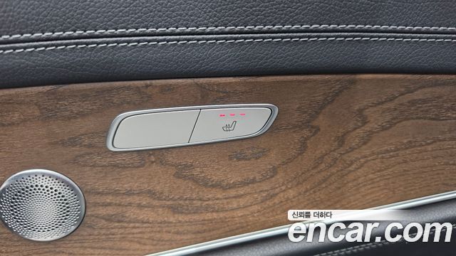 Mercedes-Benz E-Class 2018 — photo 29