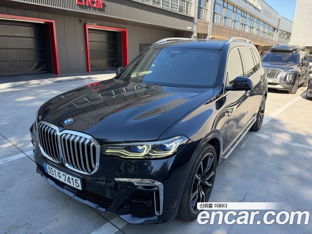 BMW X7 2022 — photo 1