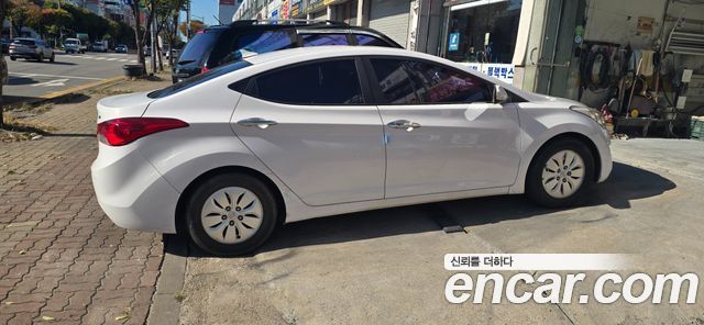 Hyundai AVANTE 2013 — photo 5