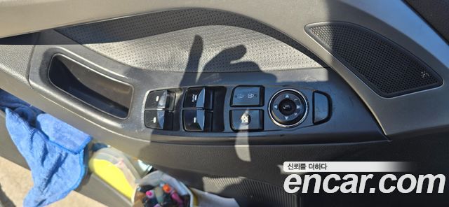 Hyundai AVANTE 2013 — photo 15