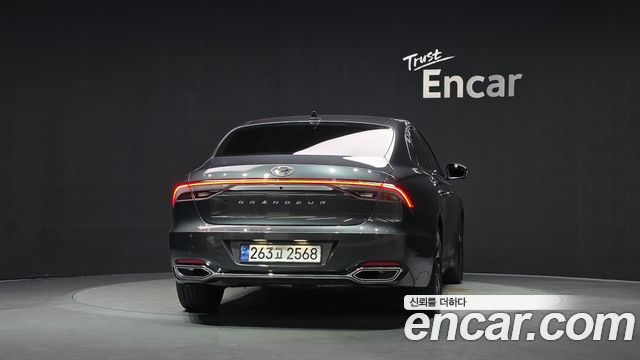 Hyundai Grandeur 2022 — photo 4