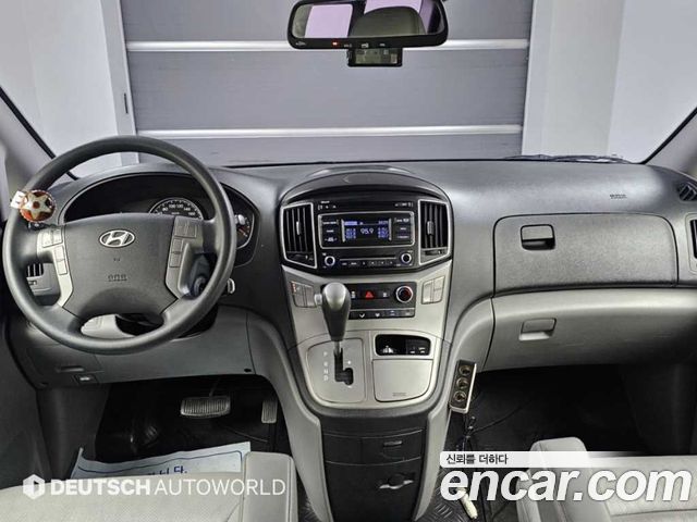 Hyundai Starex 2017 — photo 7