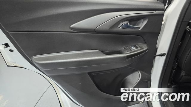 Chevrolet Korea Trailblazer 2023 — photo 15