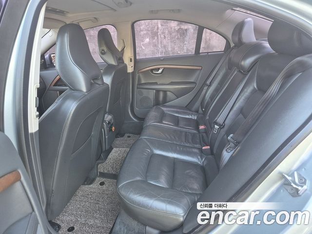 Volvo S80 2014 — photo 11