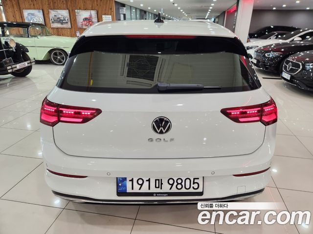 Volkswagen Golf 2023 — photo 4