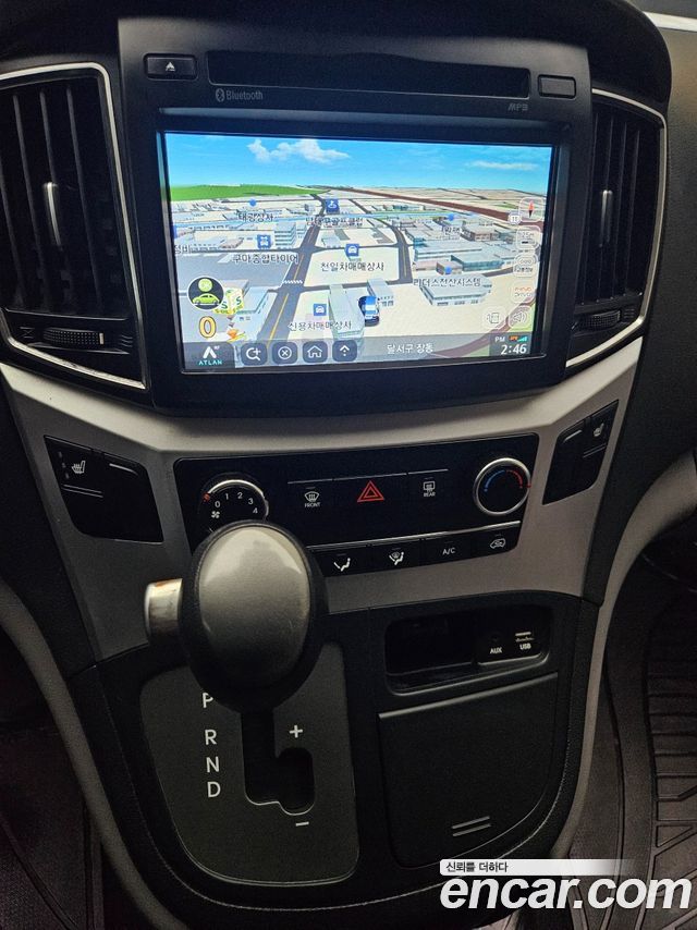 Hyundai Starex 2018 — photo 9