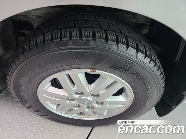 Hyundai Starex 2018 — photo 11