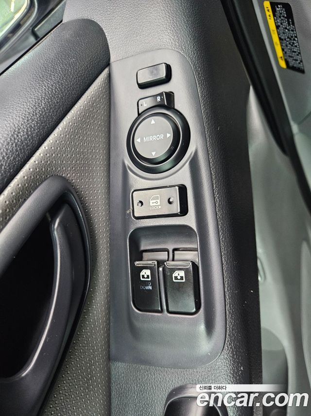Hyundai Starex 2018 — photo 16