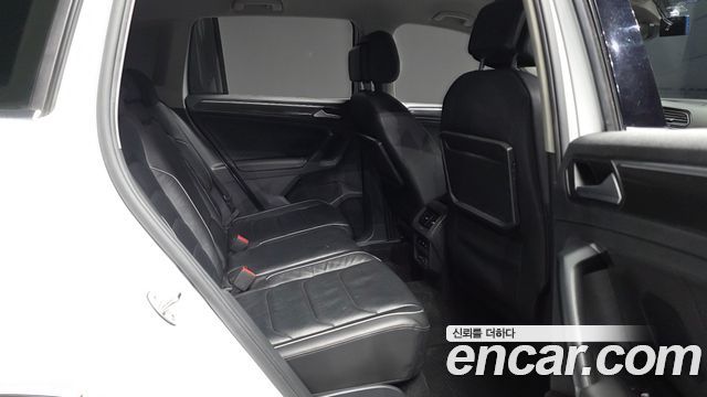 Volkswagen Tiguan 2020 — photo 12
