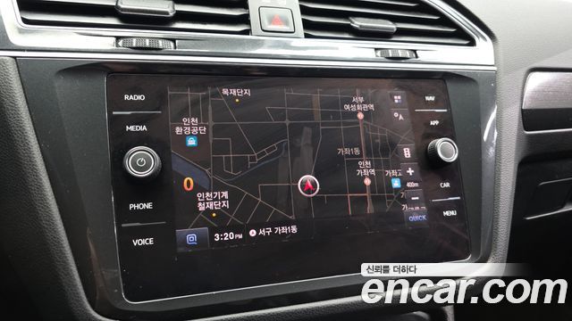 Volkswagen Tiguan 2020 — photo 14
