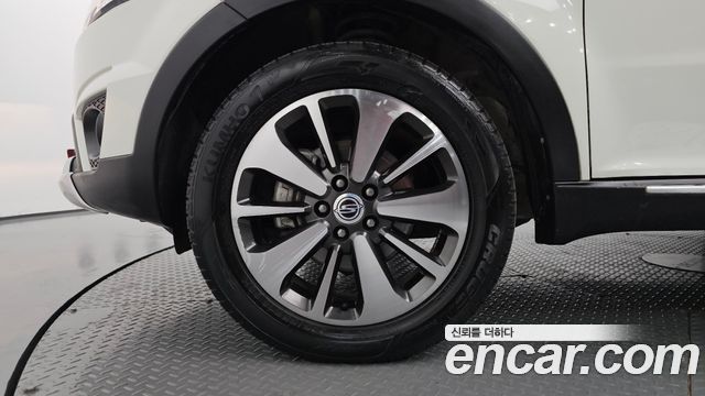 KG Mobility KORANDO 2015 — photo 5