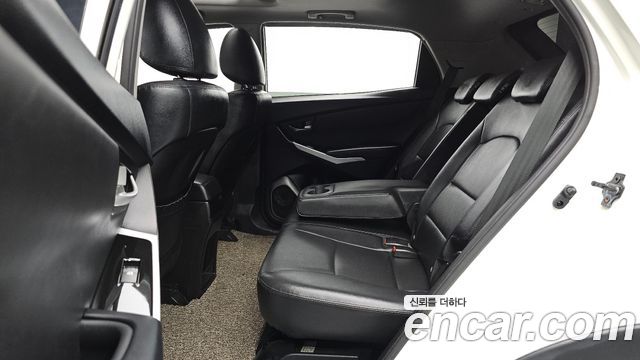 KG Mobility KORANDO 2015 — photo 12