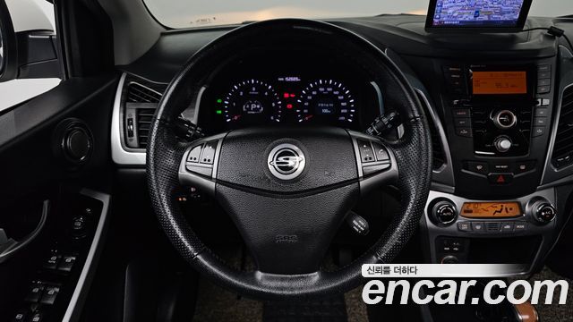 KG Mobility KORANDO 2015 — photo 13