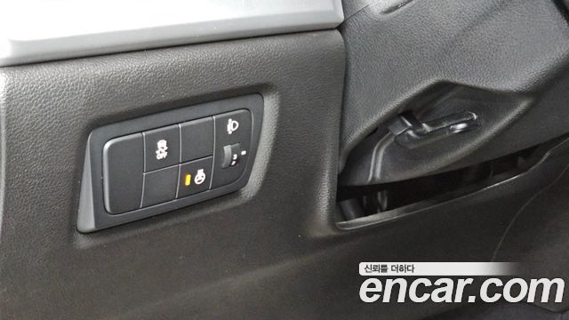 KG Mobility KORANDO 2015 — photo 14