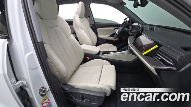 Audi Q5 2026 — photo 16