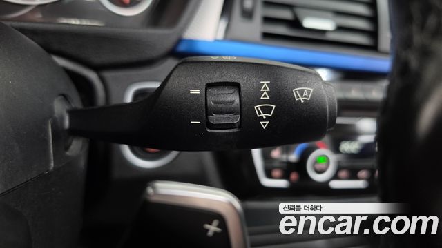 BMW 3-Series 2017 — photo 16