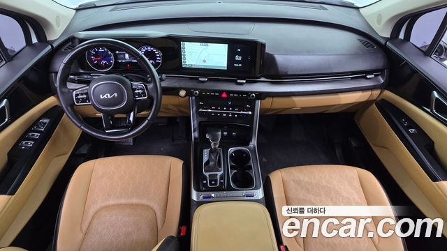 Kia Canival 2023 — photo 10