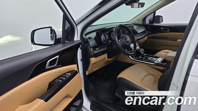 Kia Canival 2023 — photo 13
