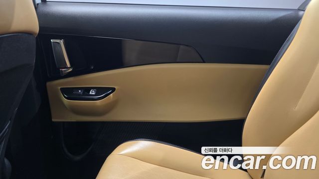 Kia Canival 2023 — photo 15