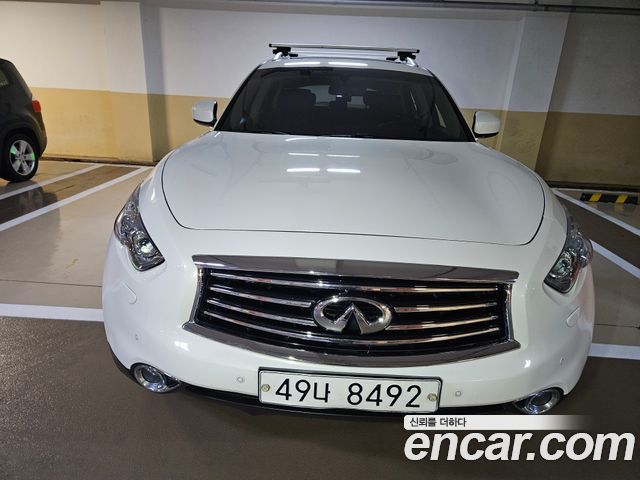Infiniti QX70 2015 — photo 2