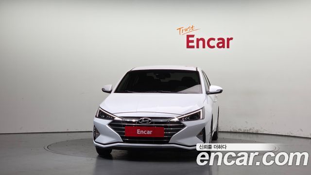 Hyundai AVANTE 2020 — photo 3
