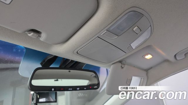 Hyundai AVANTE 2020 — photo 19