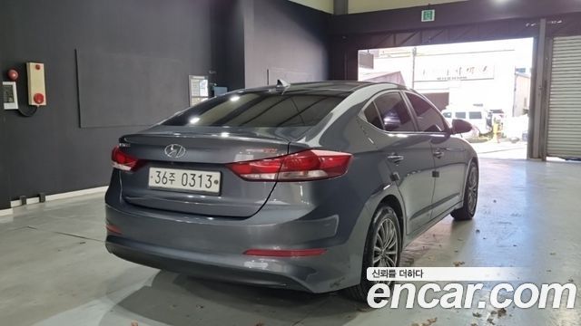Hyundai AVANTE 2016 — photo 2
