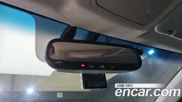 Hyundai AVANTE 2016 — photo 18