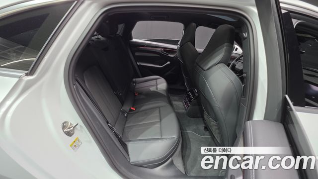 Audi A6 2026 — photo 23