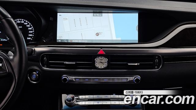 Genesis G90 2019 — photo 20
