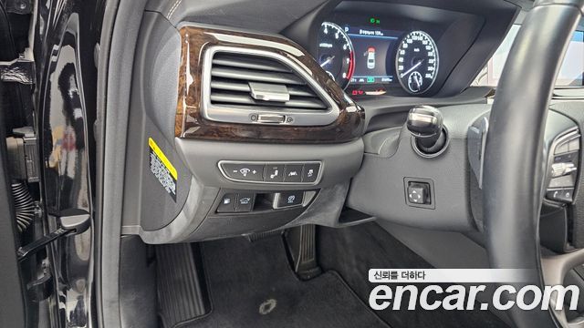 Genesis G90 2019 — photo 23