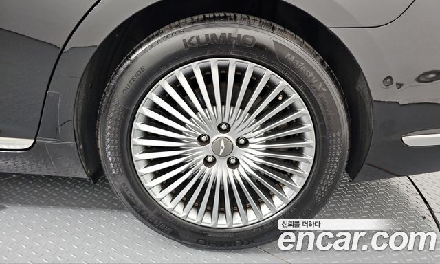 Genesis G90 2019 — photo 7