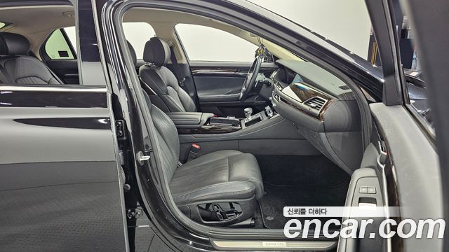 Genesis G90 2019 — photo 16
