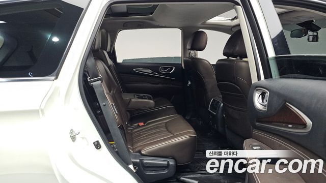 Infiniti QX60 2018 — photo 18