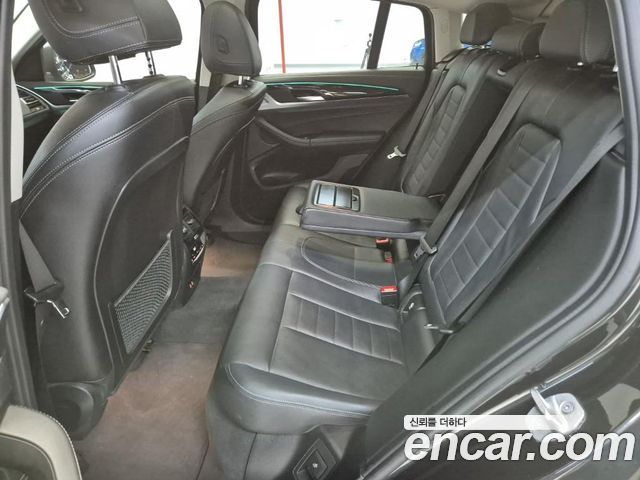 BMW X4 2022 — photo 9