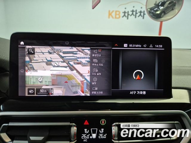 BMW X4 2022 — photo 11