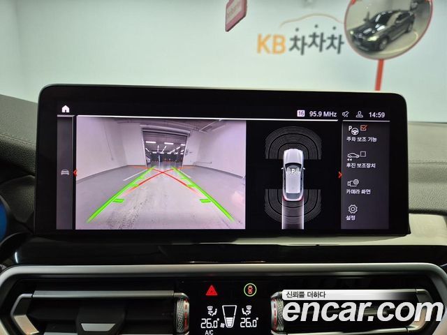 BMW X4 2022 — photo 12