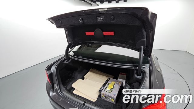 BMW 5-Series 2020 — photo 26