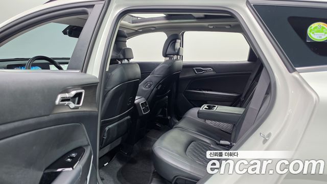 Kia Sportage 2023 — photo 17