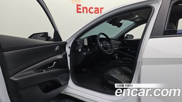 Hyundai AVANTE 2023 — photo 10