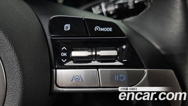 Hyundai AVANTE 2023 — photo 19