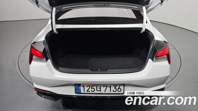Hyundai AVANTE 2023 — photo 20