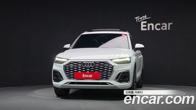 Audi Q5 2023 — photo 3